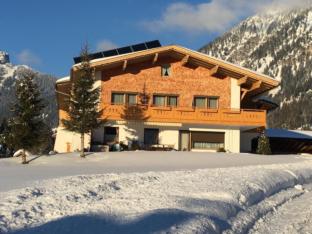 Haus Lorenz Grän Esterno foto