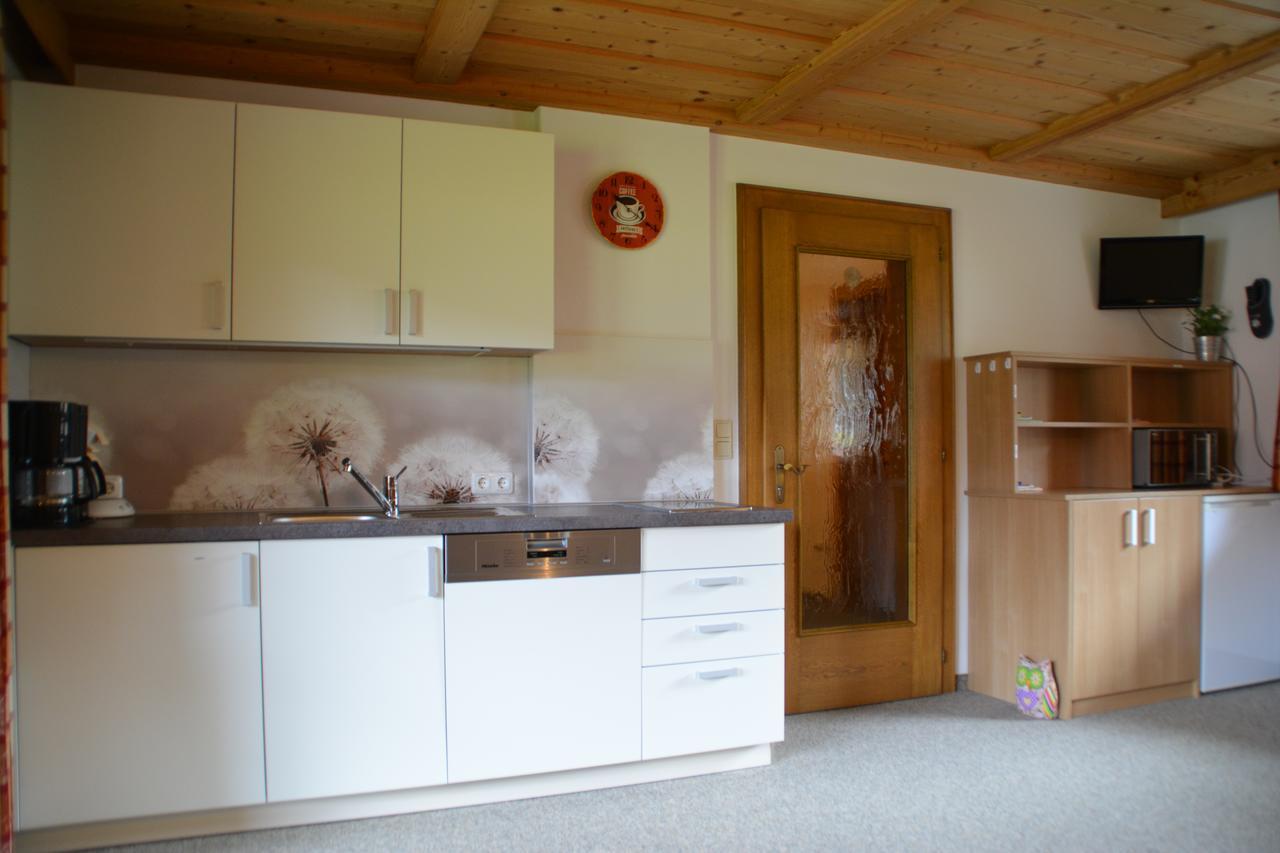 Haus Lorenz Grän Esterno foto